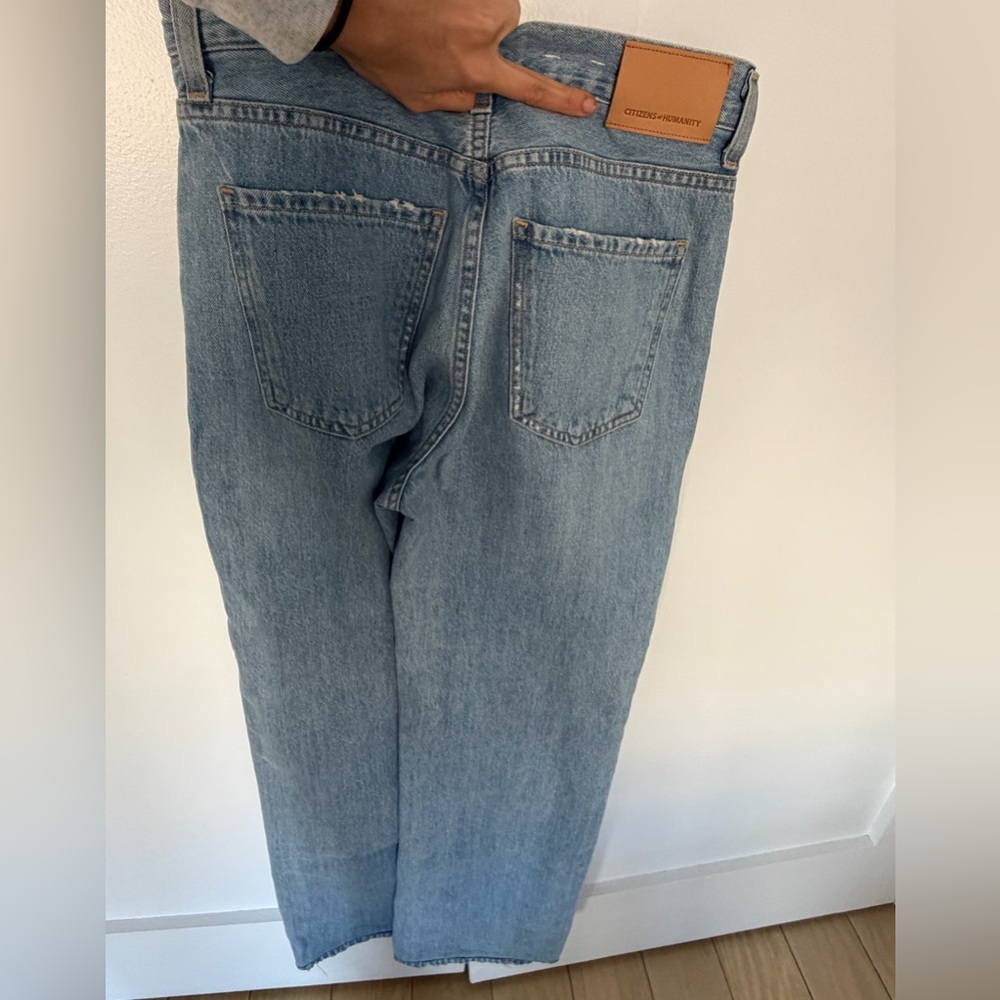 Citizens Of Humanity Light Blue Straight Leg Jeans - Picture 6 of 8